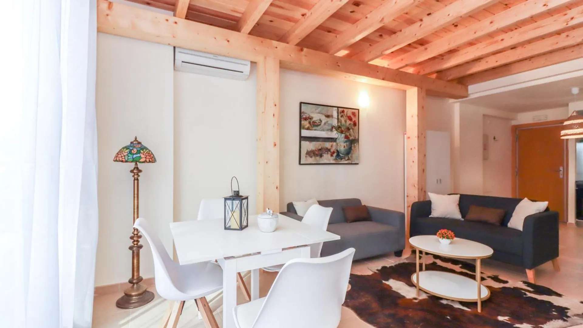 Bright Duplex Apartment For Families-Vicalv Madrid