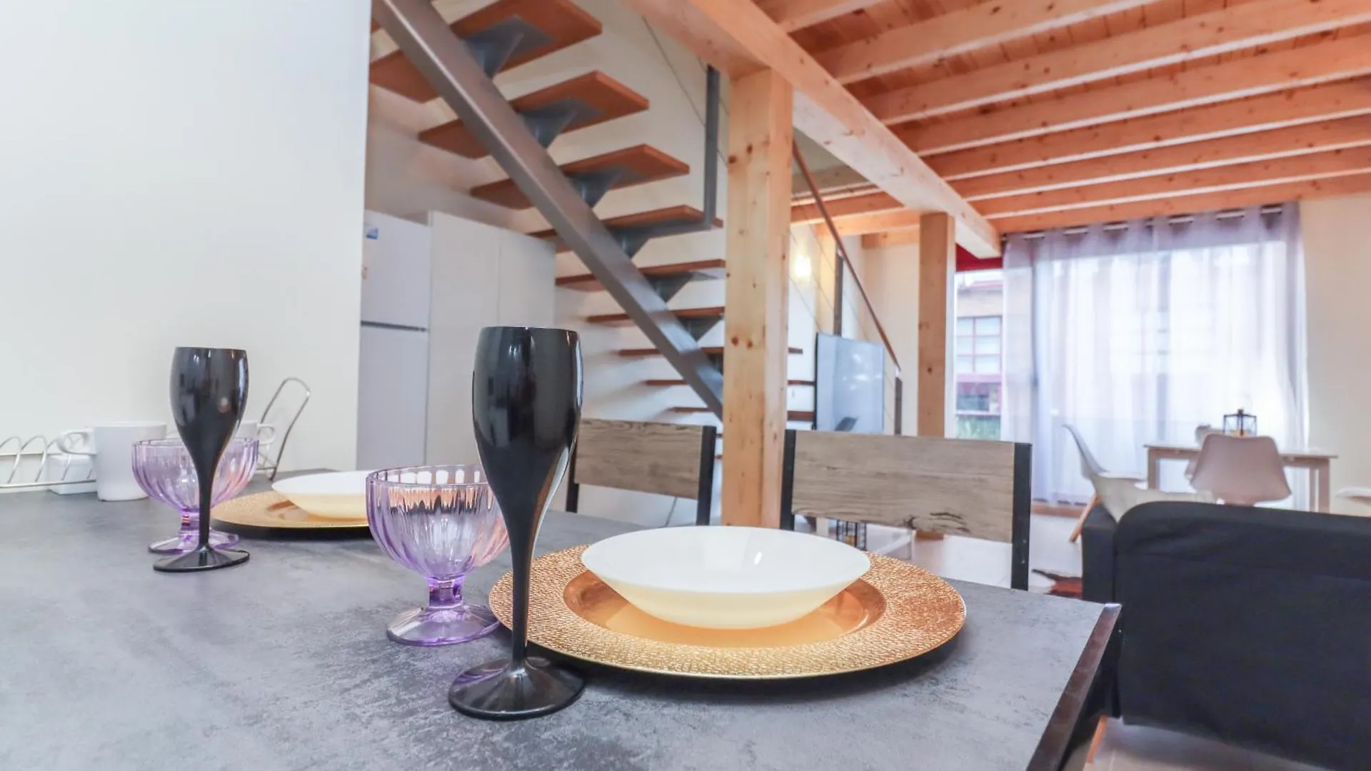Bright Duplex Apartment For Families-Vicalv Madrid